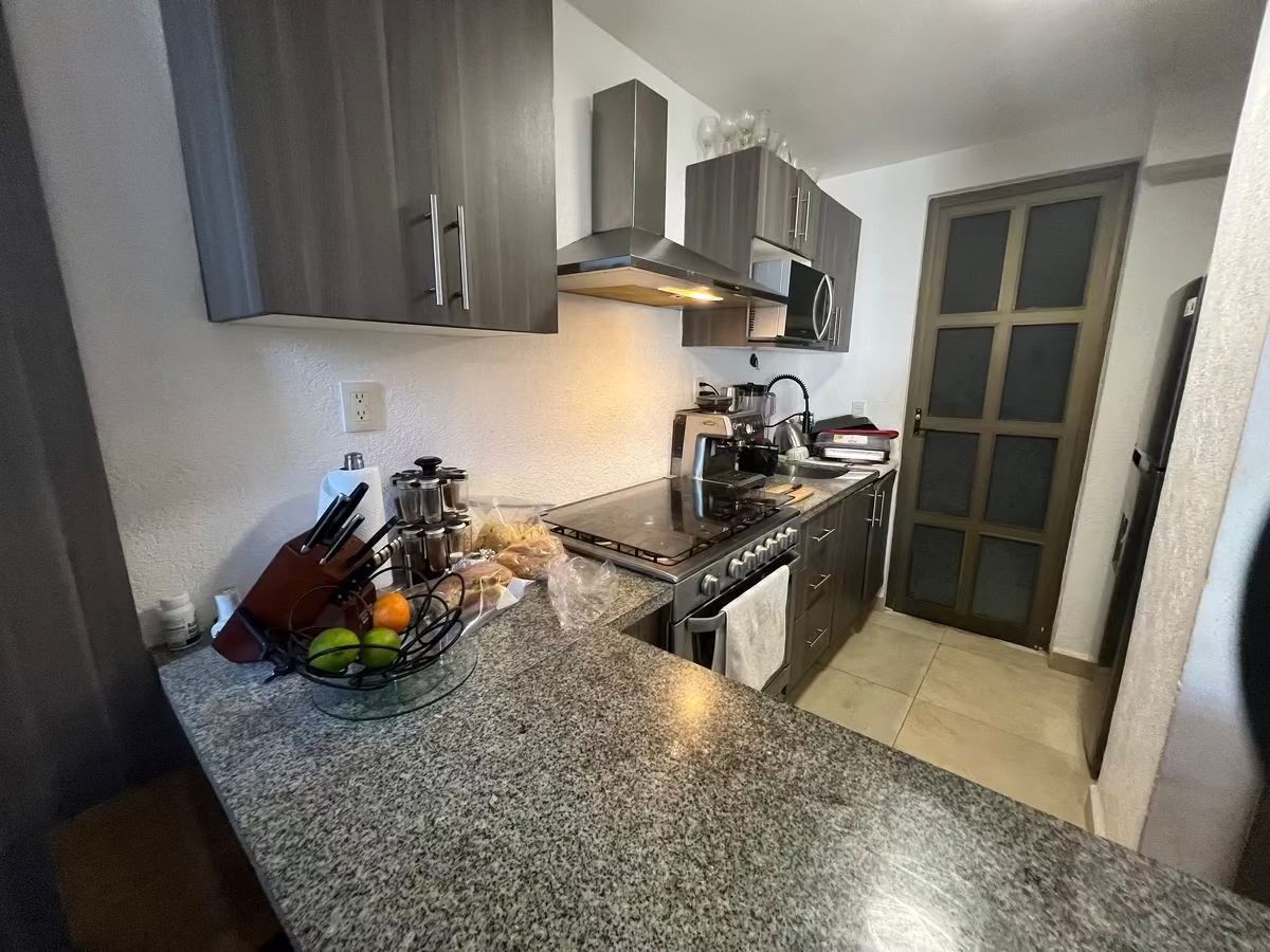 3 Bed 2.5 Bath Multi Level House in Bali Phase 1 with Solar Panels