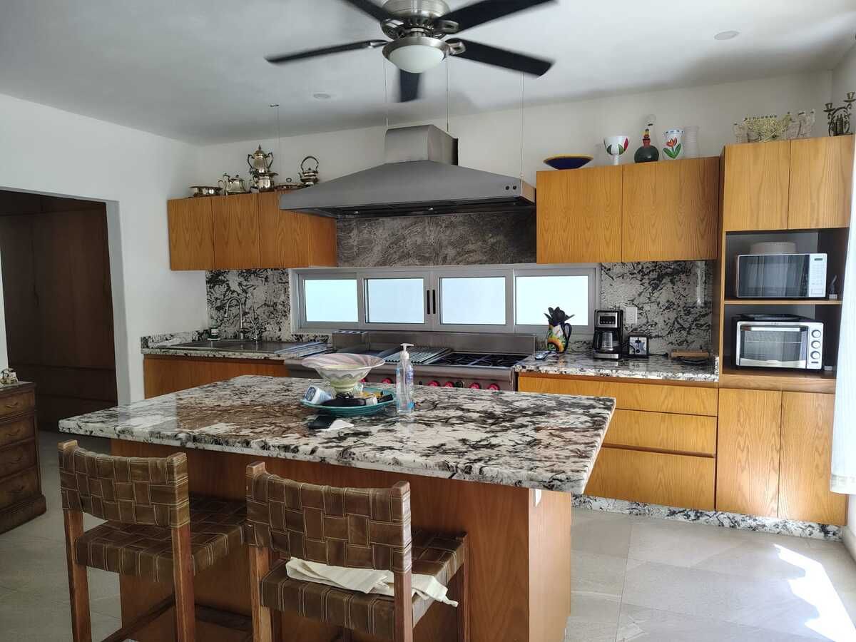 Casa en venta en Puerto Morelos, Aldea Umm - Vesna, 320 m²