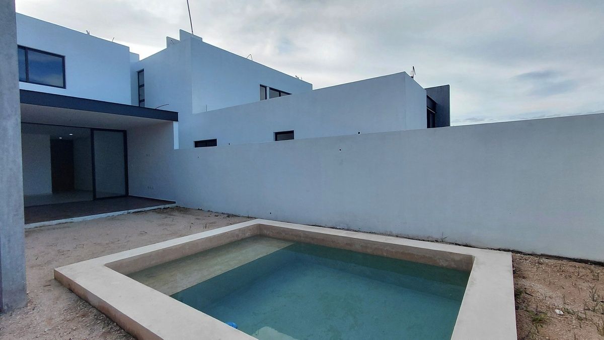 CASA EN VENTA EN DZITYA, ZONA NORTE MÉRIDA | 3 RECÁMARAS (UNA EN PLANTA BAJA)