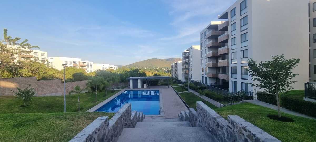 Departamento en venta con 3 habitaciones, alberca y elevador en Xochitepec, Mor.