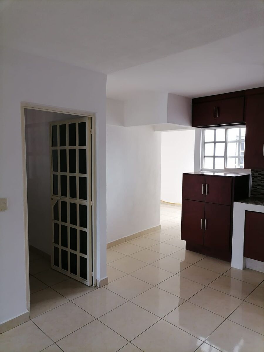 Casa en Venta en Uruapan | 3 recámaras - 2 baños