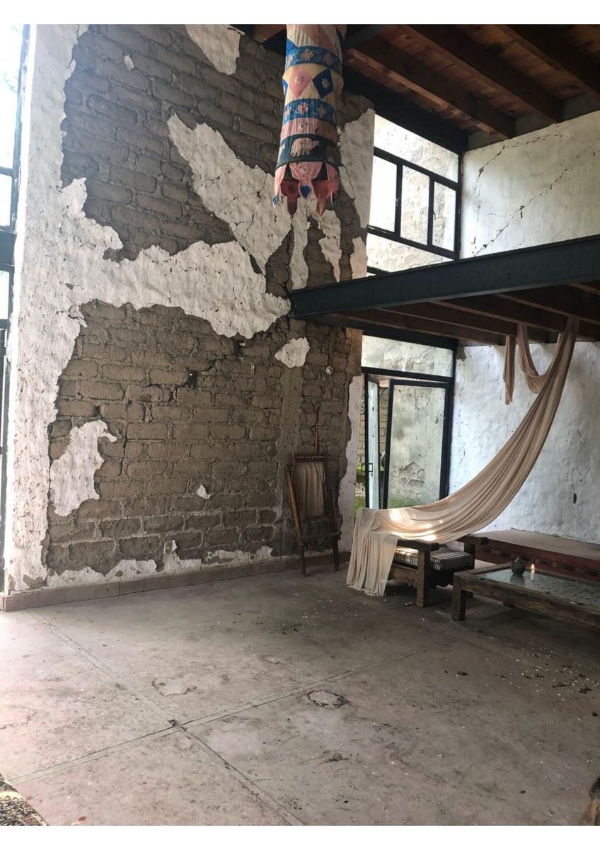 CASA EN YAUTEPEC DISEÑADA POR EL ARQUITECTO MAURICIO ROCHA
