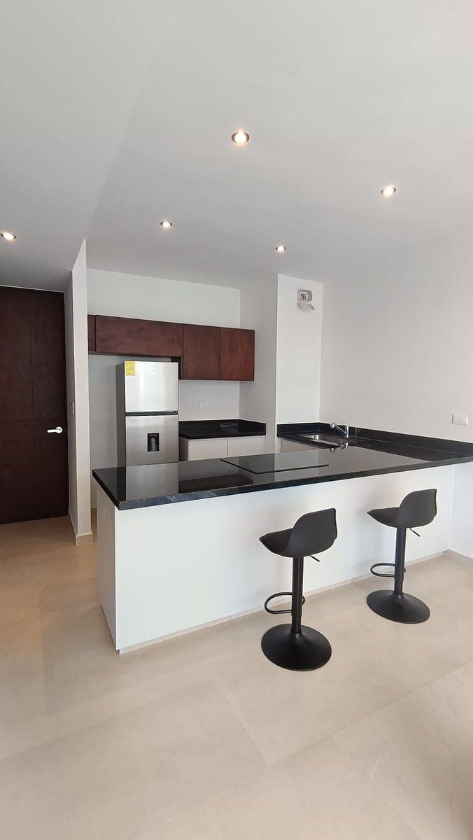 Departamento amueblado en renta en Monné, Temozón Norte