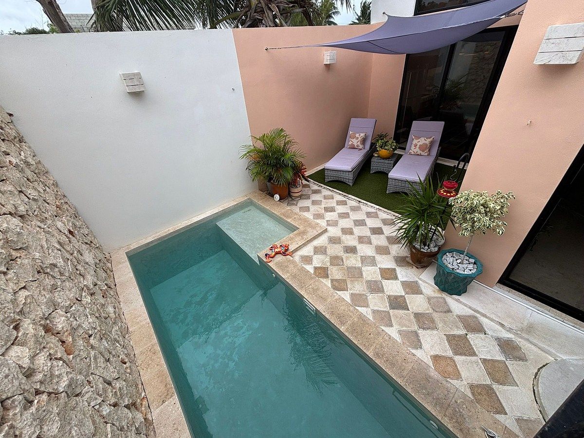 One-Story Beach House for Sale, Chuburná Puerto with Pool, Solar; Rooftop Palapa
