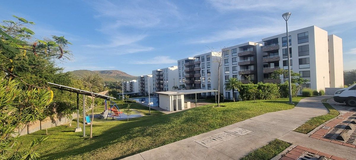 Departamento en Renta con Elevador, Alberca y Amenidades en Xochitepec, Mor.