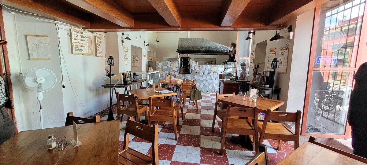 Casa con local comercial, buena ubicación en el Centro de Oaxaca