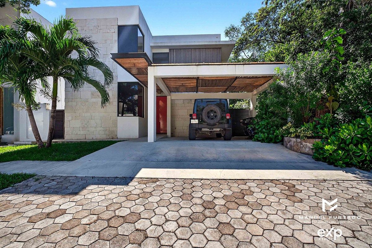 Senderos de Mayakoba | 3-Bedroom House with Pool for Sale in Playa del Carmen