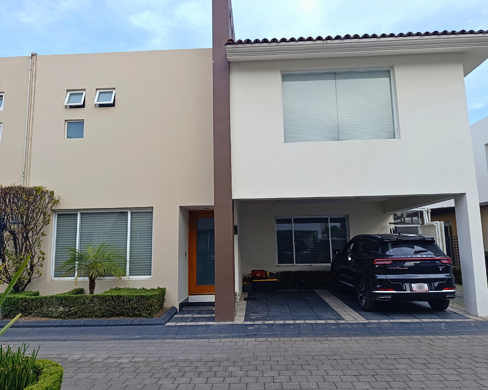 Casa amplia en fraccionamiento privado. Excelente relación precio–valor en Mete