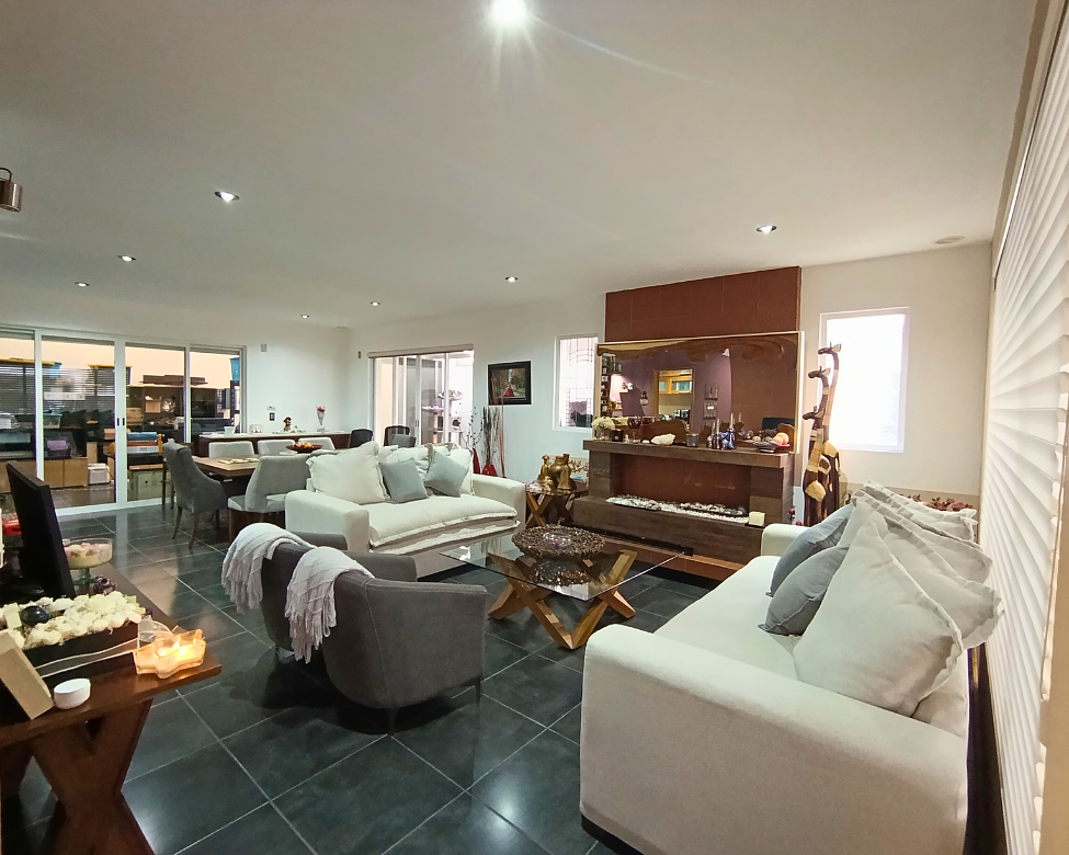 Casa amplia en fraccionamiento privado. Excelente relación precio–valor en Mete