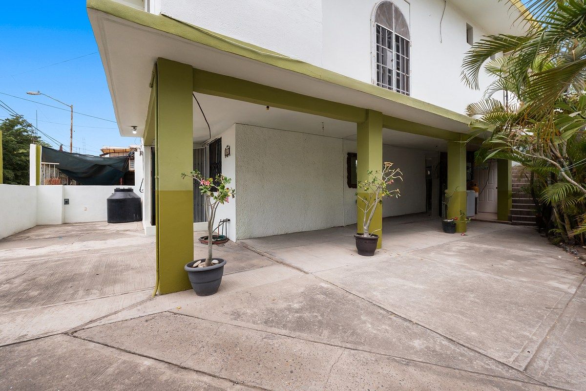 CASA EN VENTA | MEGA ESQUINA VALLE DORADO| Bahía de Banderas| Potencial crecimi