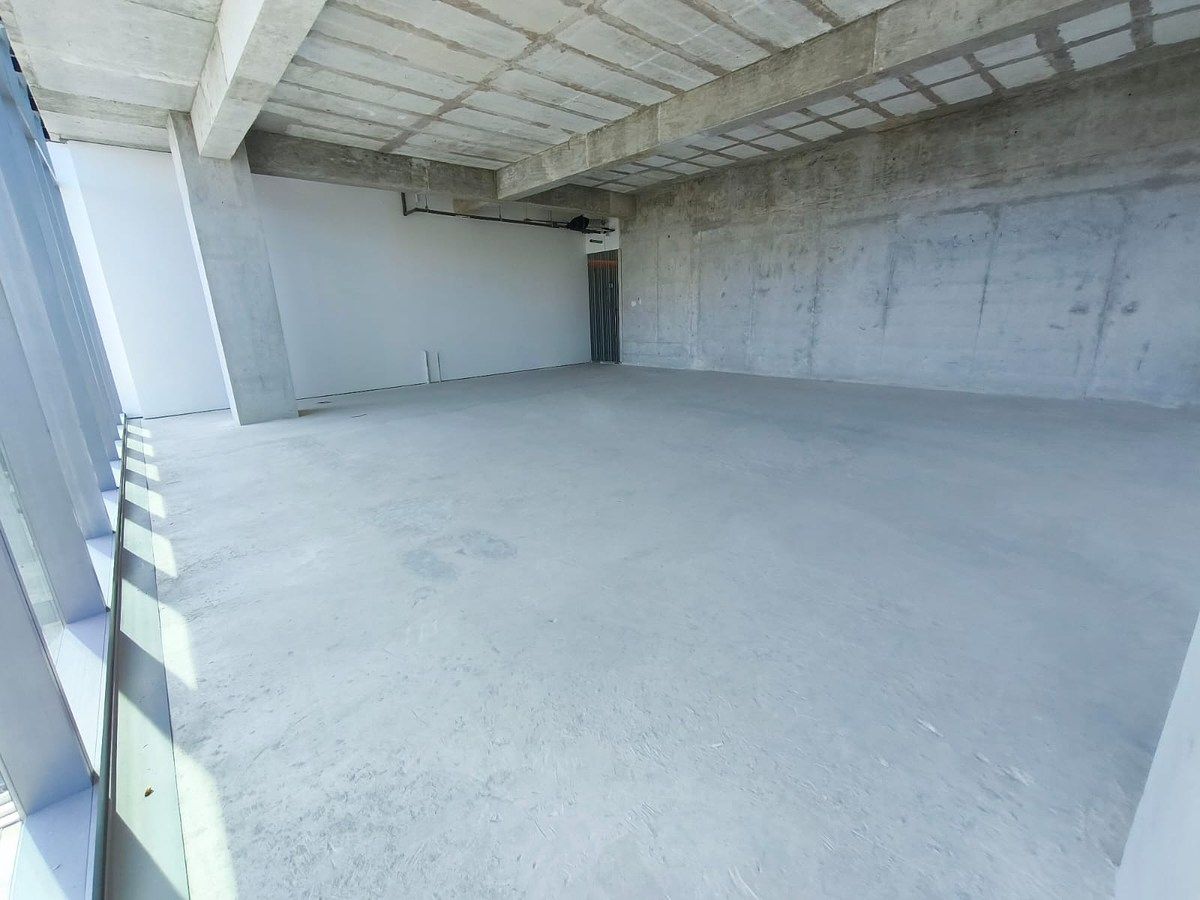 Oficina en Torre 1 de 100 m2 en renta - HI2602448
