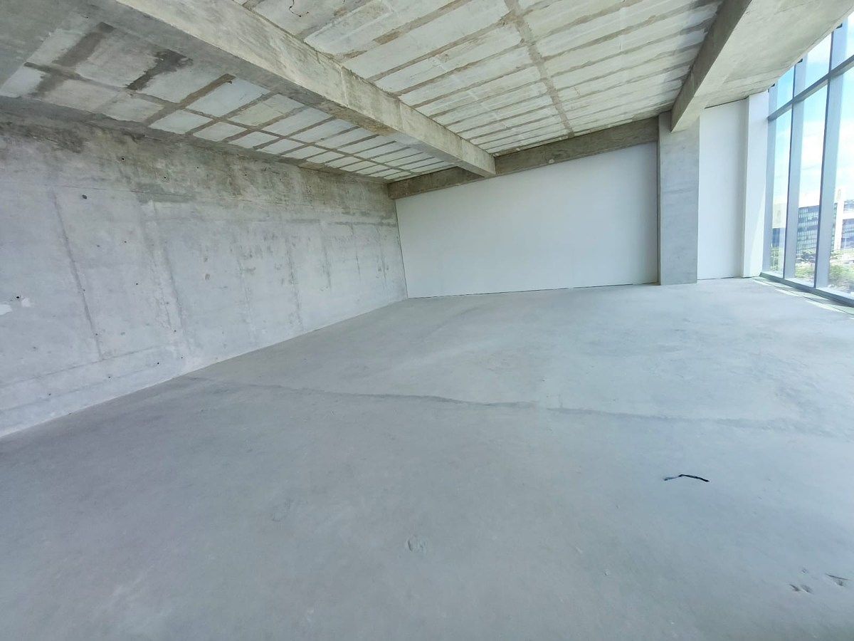 Oficina en Torre 1 de 100 m2 en renta - HI2602448
