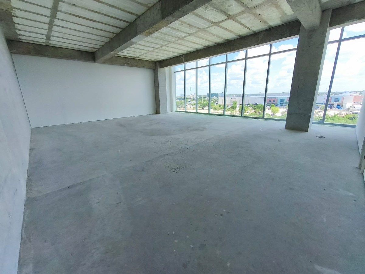 Oficina en Torre 1 de 100 m2 en renta - HI2602448
