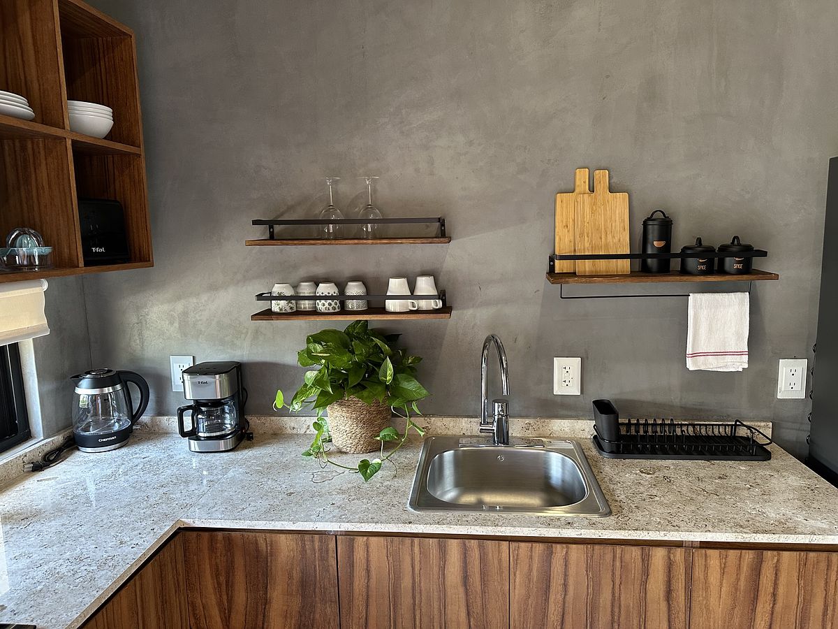 Depto Nuevo Amueblado en La Veleta | Balcón con Plunge Pool Privada