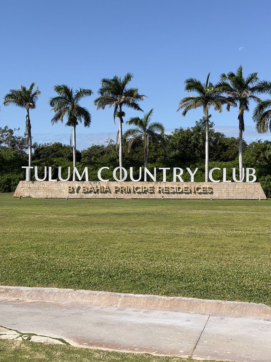 Tu Refugio en la Riviera Maya: Departamento en Country Club de Tulum