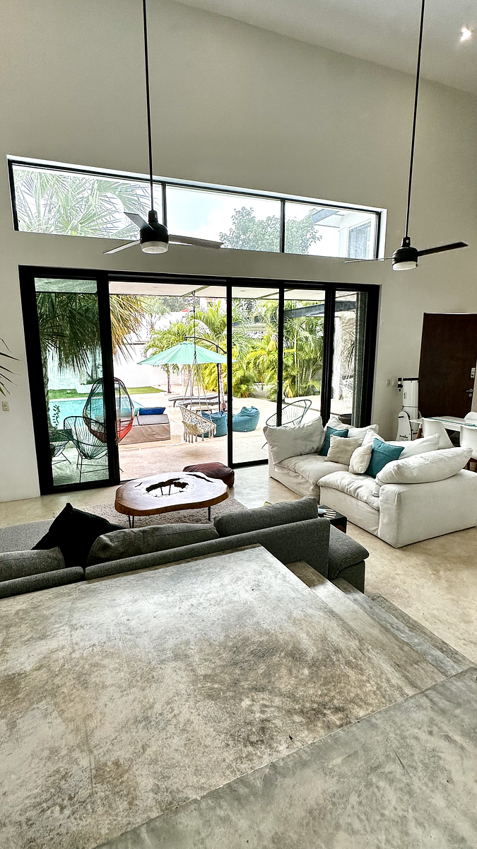 Villa de Lujo con Piscina Privada en un Oasis de Naturaleza – Cerca de Playa del