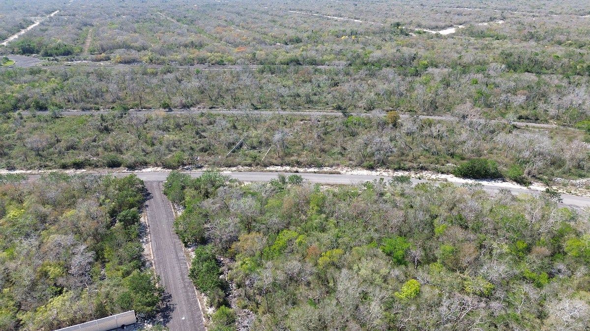 Lote residencial en venta en Quadra Yucatán, Hunucmá - HI2602439