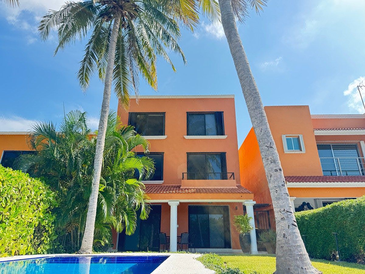 Casa en venta en Benito Juárez, Boulevard Kukulkan, 245 m²