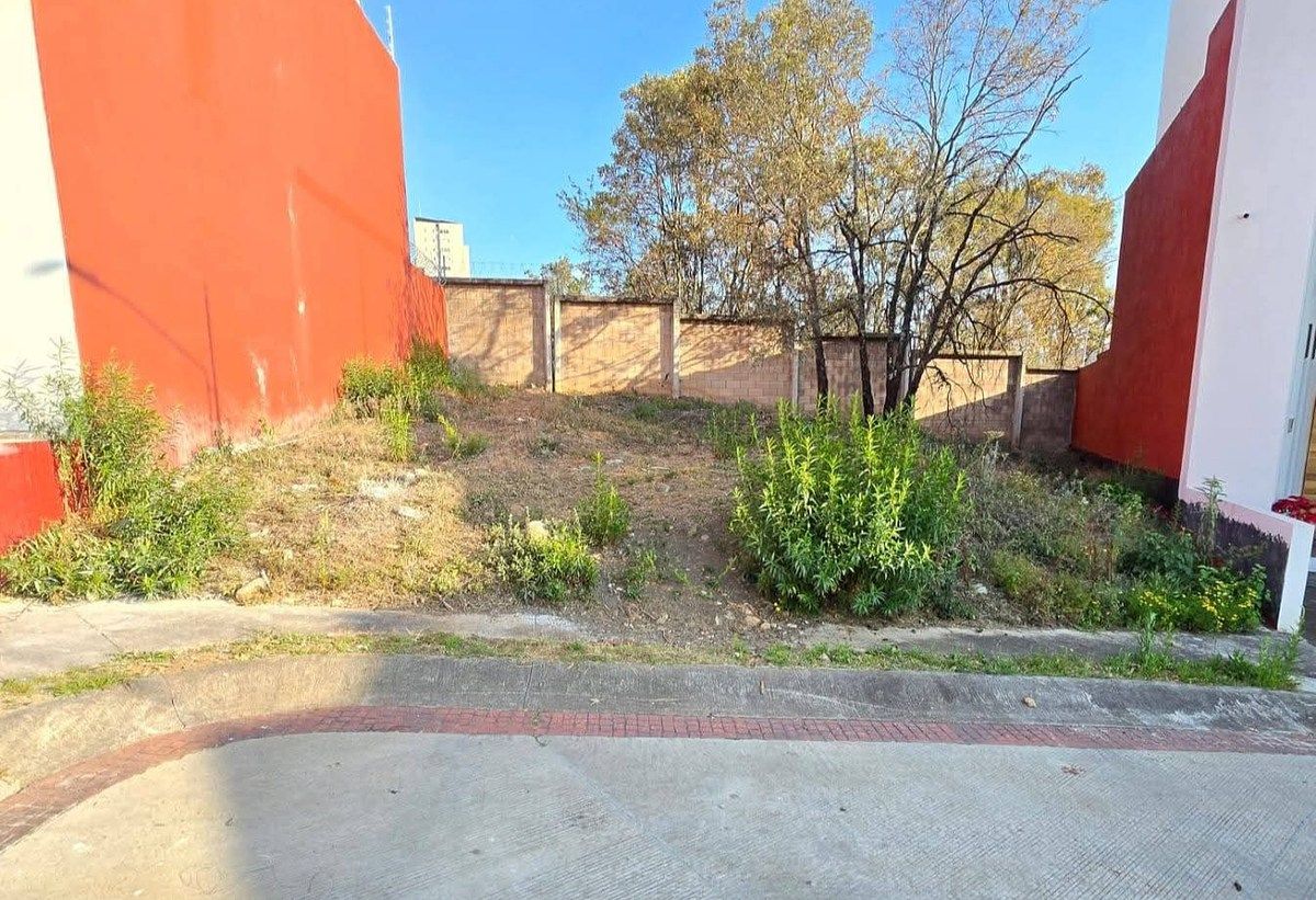 Terreno en Venta en Retorno Paseo de los Gorriones