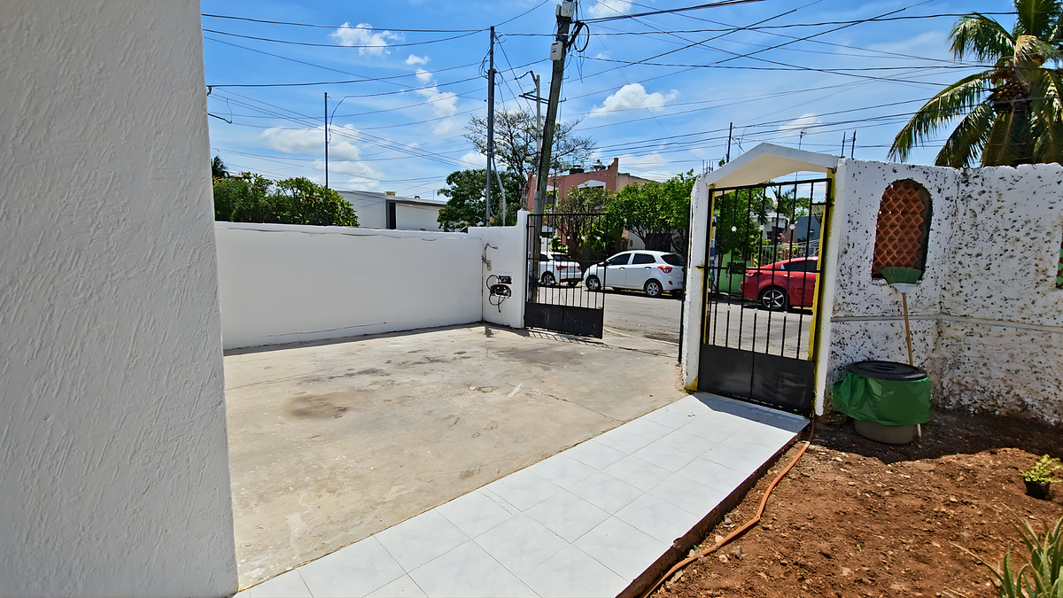 Casa en venta en Fraccionamiento Francisco de Montejo - HI2601435