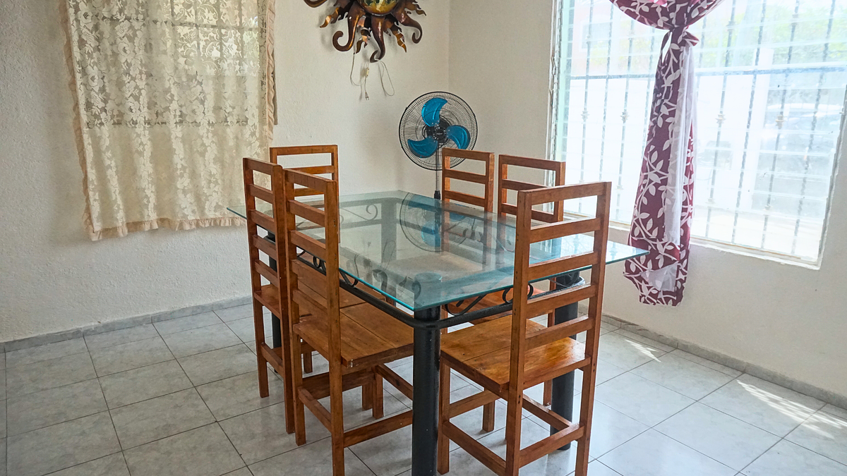 Casa en venta en Fraccionamiento Francisco de Montejo - HI2601435