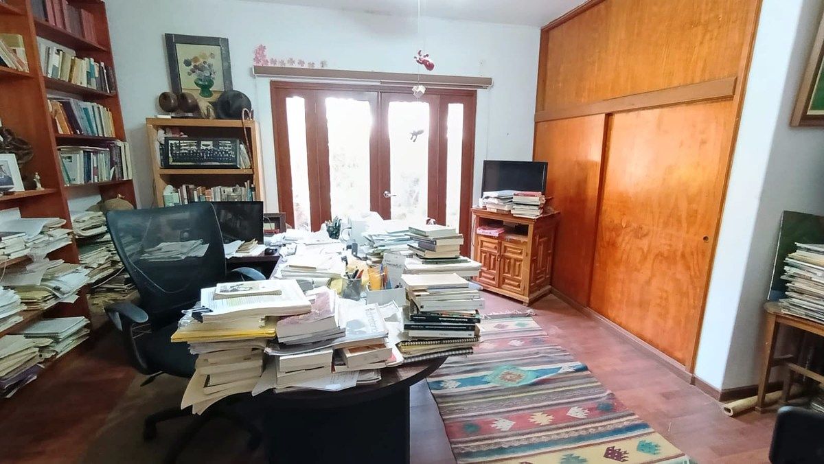 Residencia con Amplios Espacios y Jardín en Lomas de Sierra Juárez