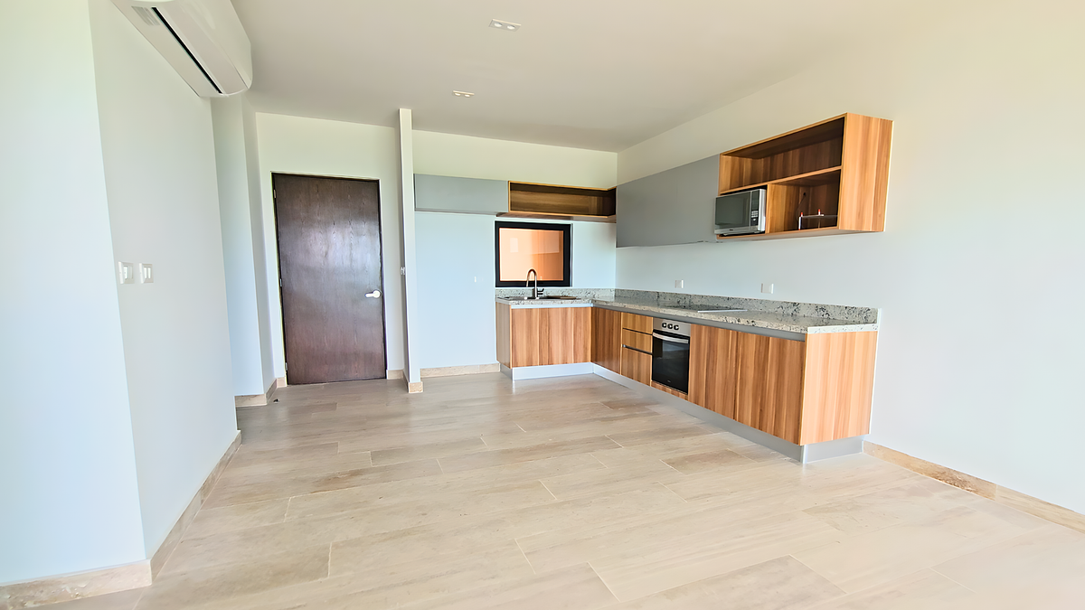 Departamento en venta en Marina Yucalpetén con vista al mar-HI2603457