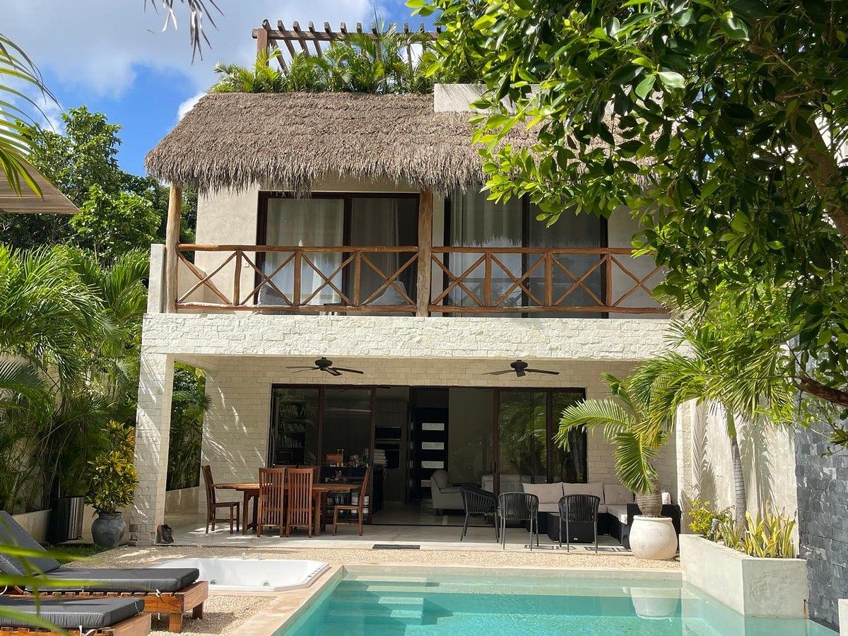 VILLA EN VENTA – LA VELETA, TULUM