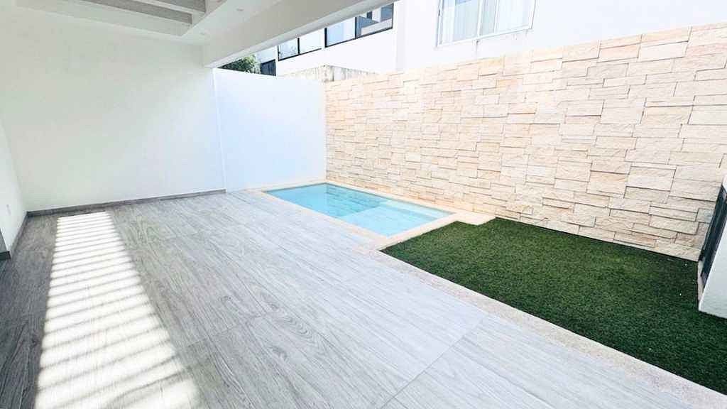 Casa 3 niveles 4 Recamaras 5.5 Baños, Alberca privada + RoofTop en Cancún