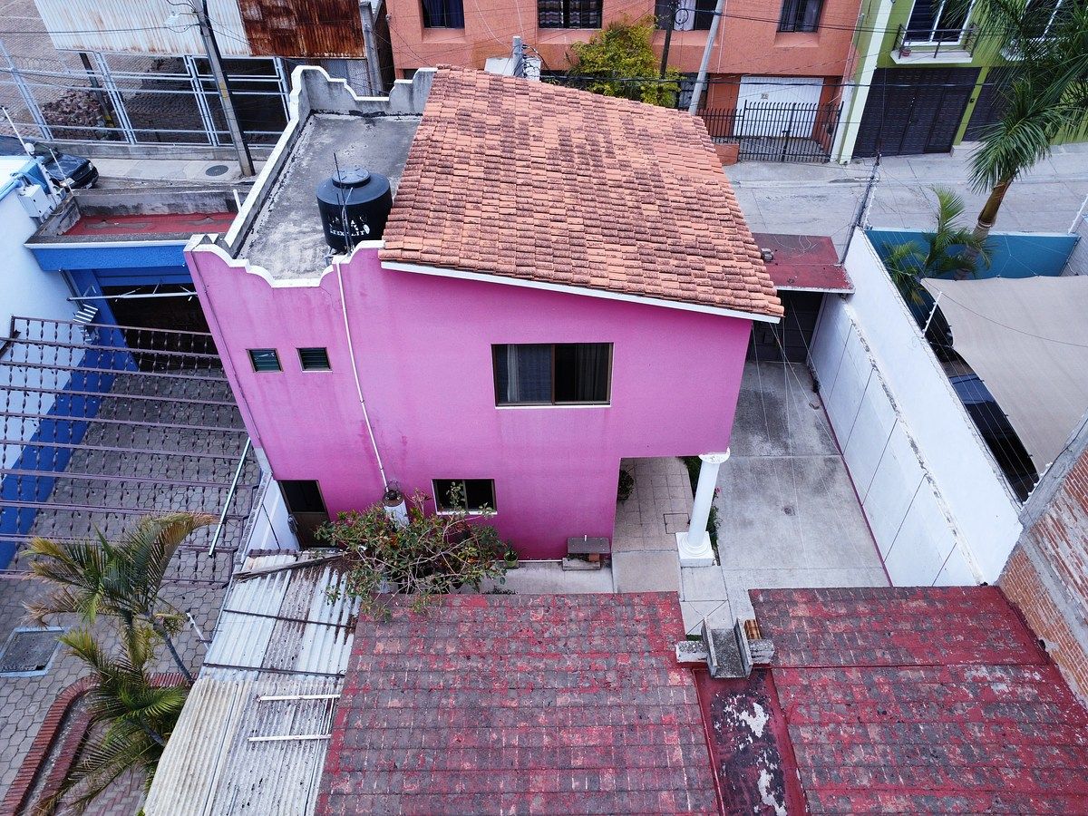 Propiedad en Col. Adolfo López Mateos, Oaxaca: Casa + Departamento