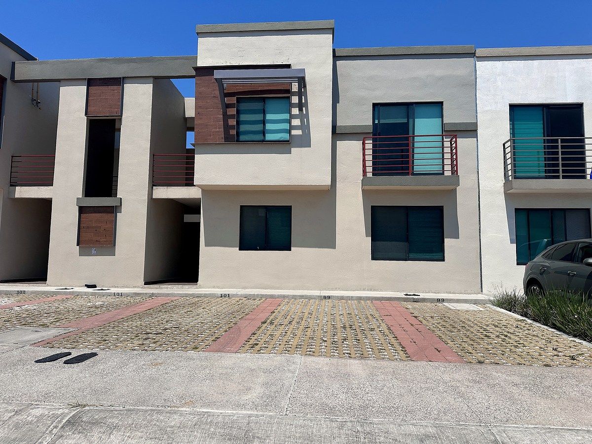 Dúplex boutique en La Vista Residencial — alta plusvalía.
