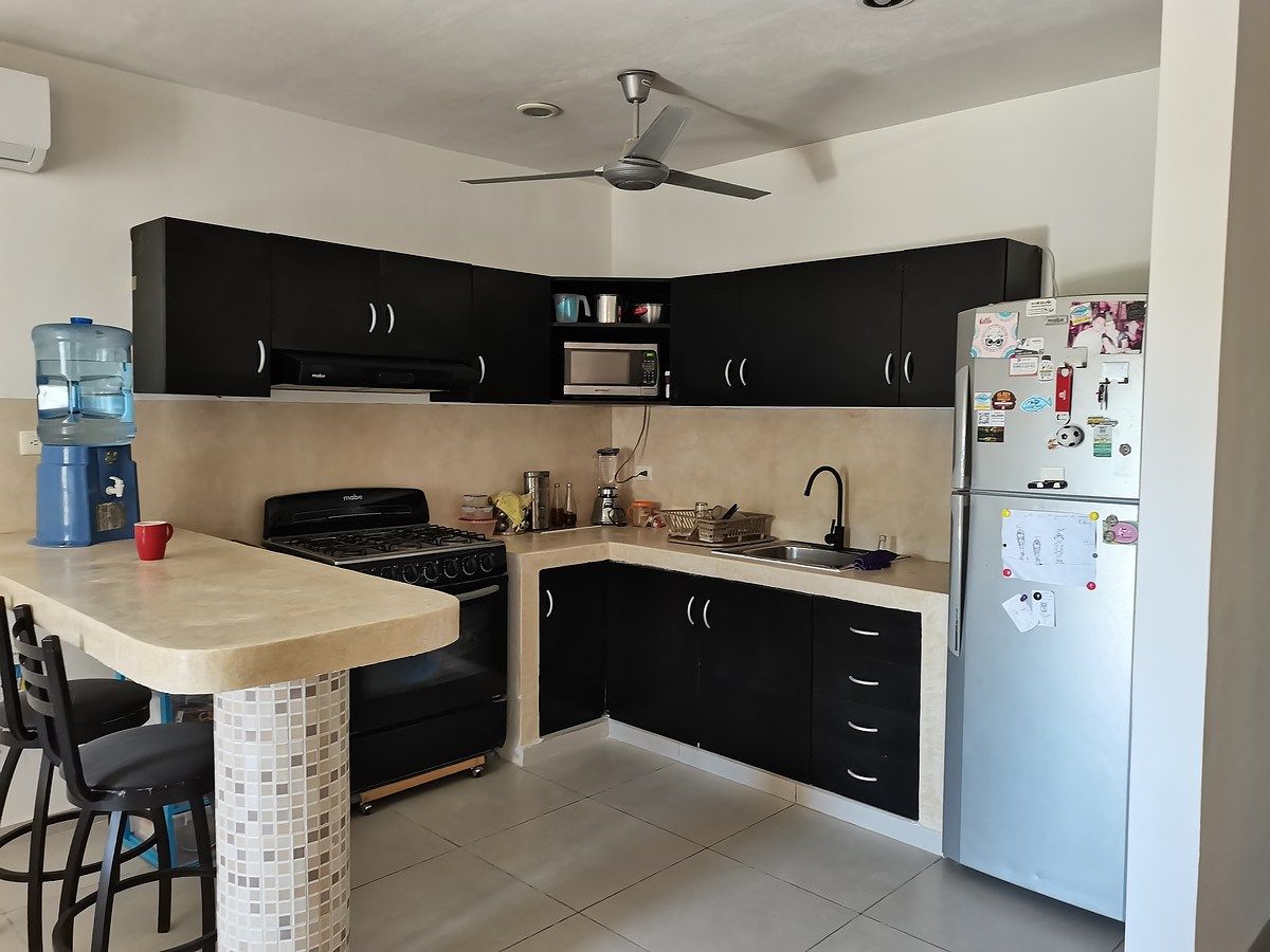 Venta Edificio Aldea Zama 2 locales y 4 departamentos
