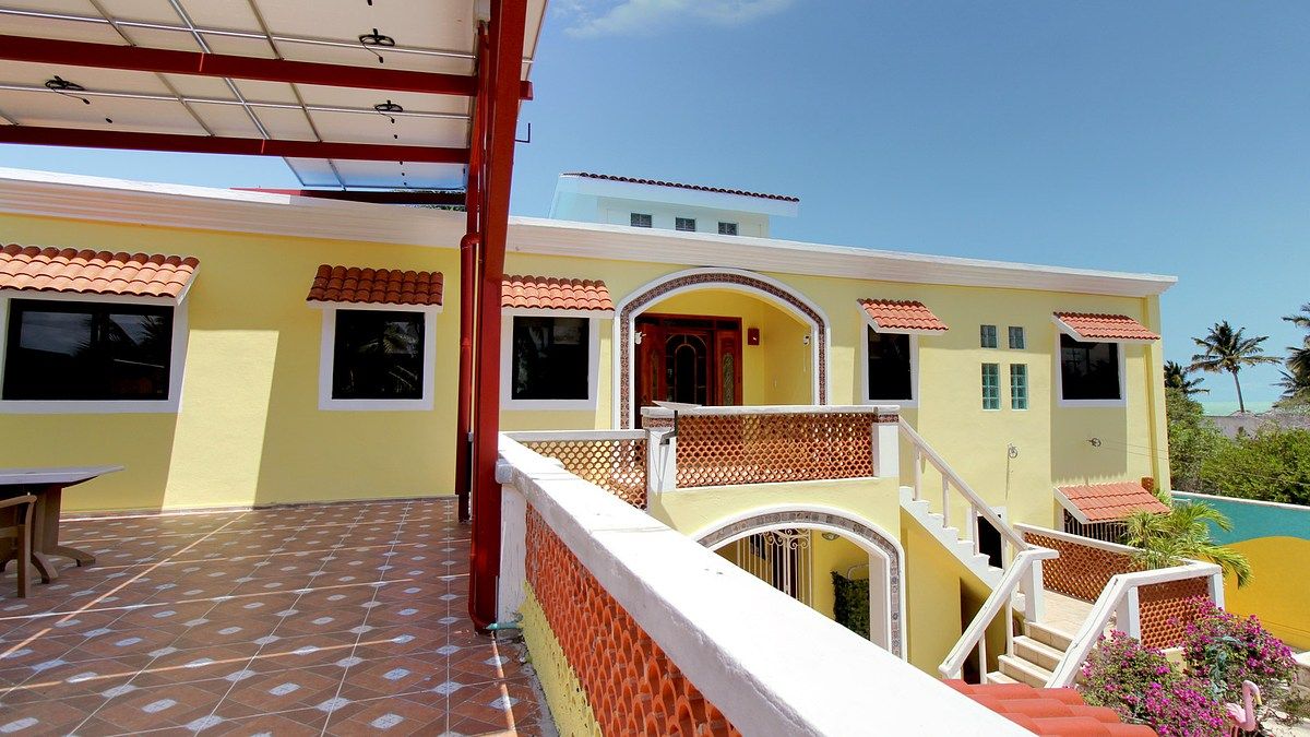 Casa Boutique de 4 departamentos frente al mar en Celestún - HI2605473