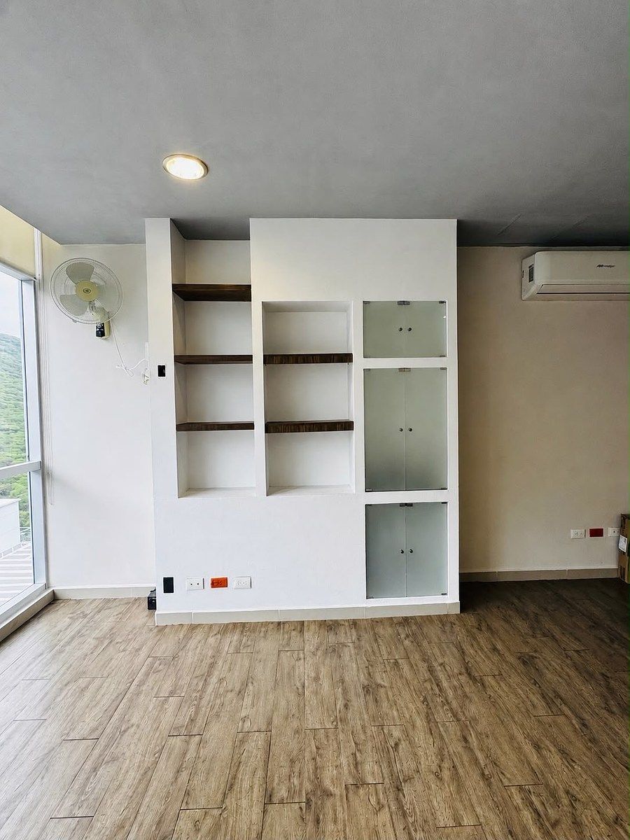 Comercial en alquiler en Querétaro, Bernardo Quintana Sur, 37 m²