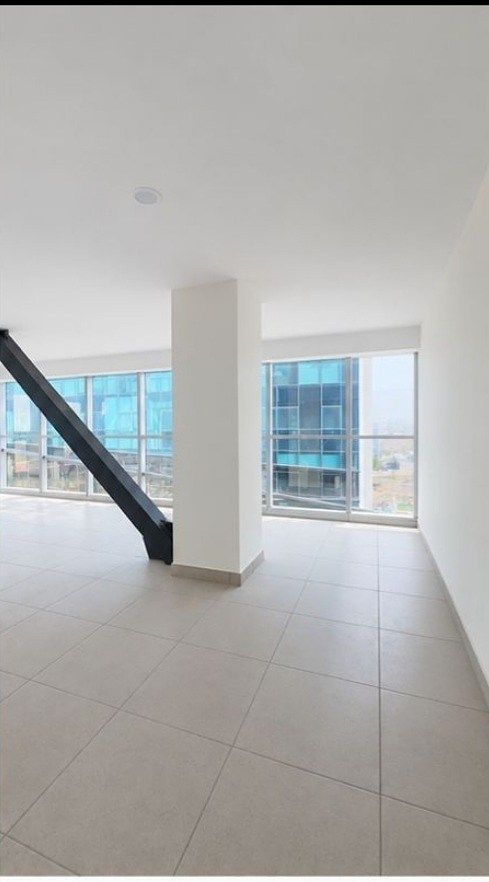 Consultorio en renta Momentum Centro Sur