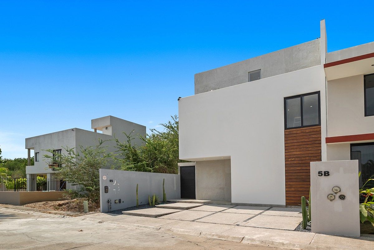 MODERNA CASA EN VENTA EN NUEVO VALLARTA / NUEVO NAYARIT | Rinconada de Banderas