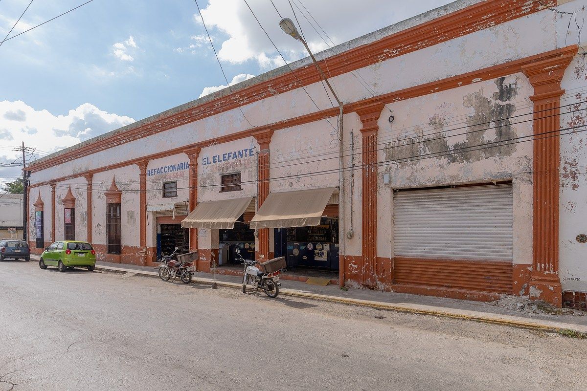 Casa en venta con Uso de Suelo en el Centro de Mérida