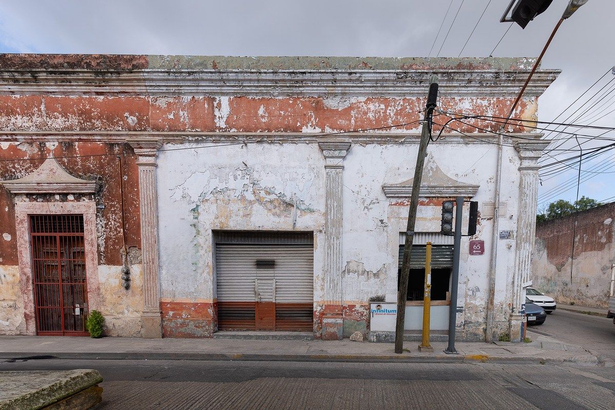 Casa en venta con Uso de Suelo en el Centro de Mérida
