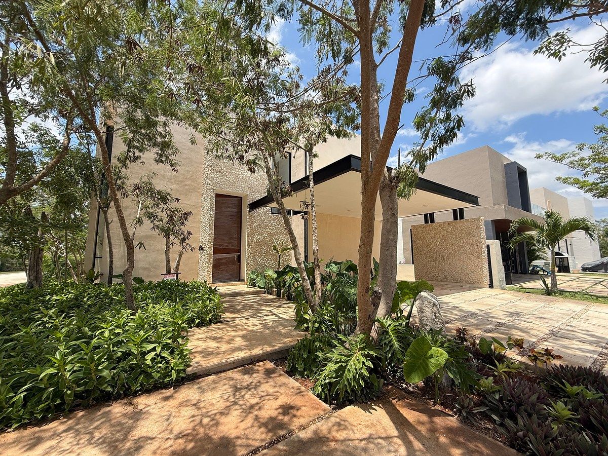Residencia de Lujo en venta en Yucatan Country Club