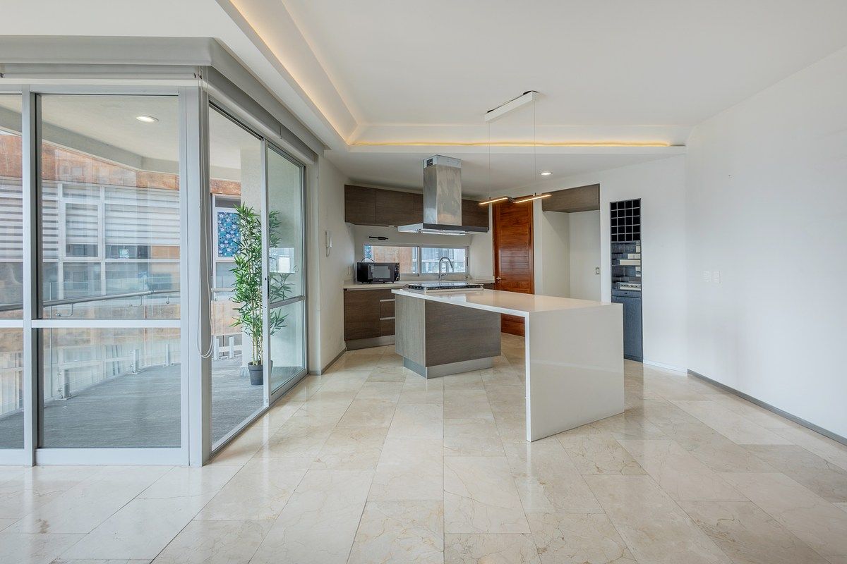 Departamento en Hares Polanco, 84 m², 1 recámara, 2 estacionamientos y bodega