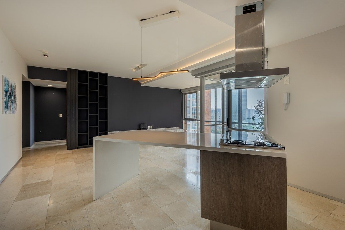 Departamento en Hares Polanco, 84 m², 1 recámara, 2 estacionamientos y bodega