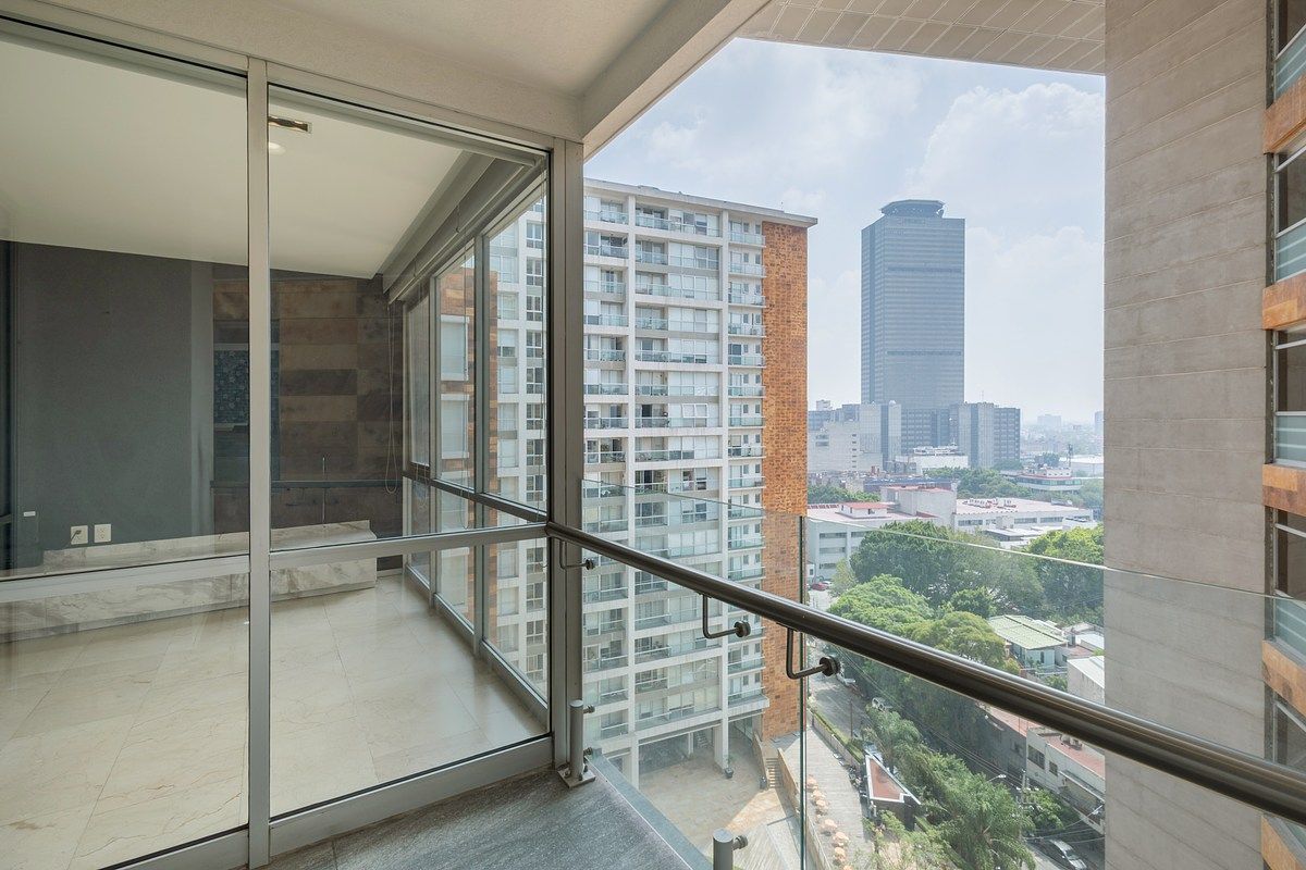 Departamento en Hares Polanco, 84 m², 1 recámara, 2 estacionamientos y bodega
