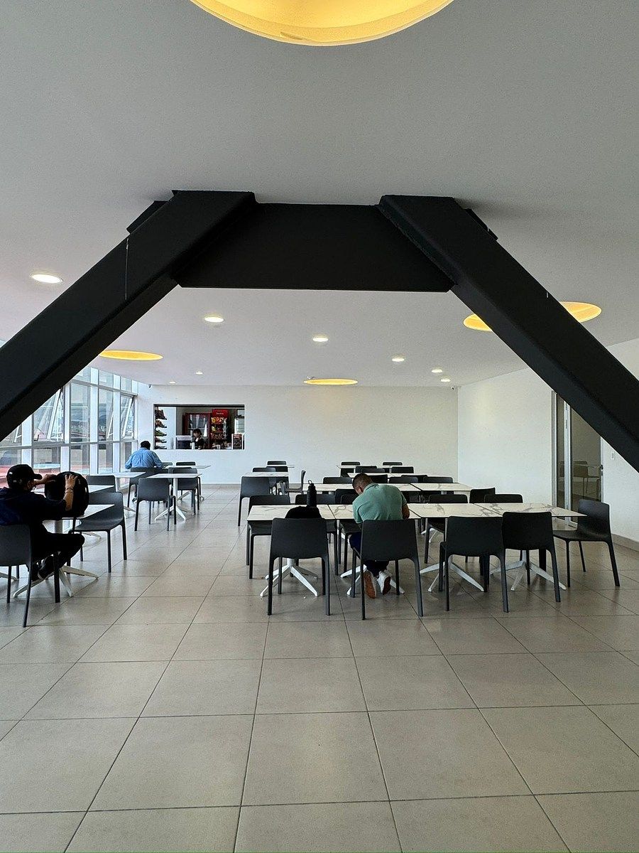 CONSULTORIO MOMENTUM CENTRO SUR
