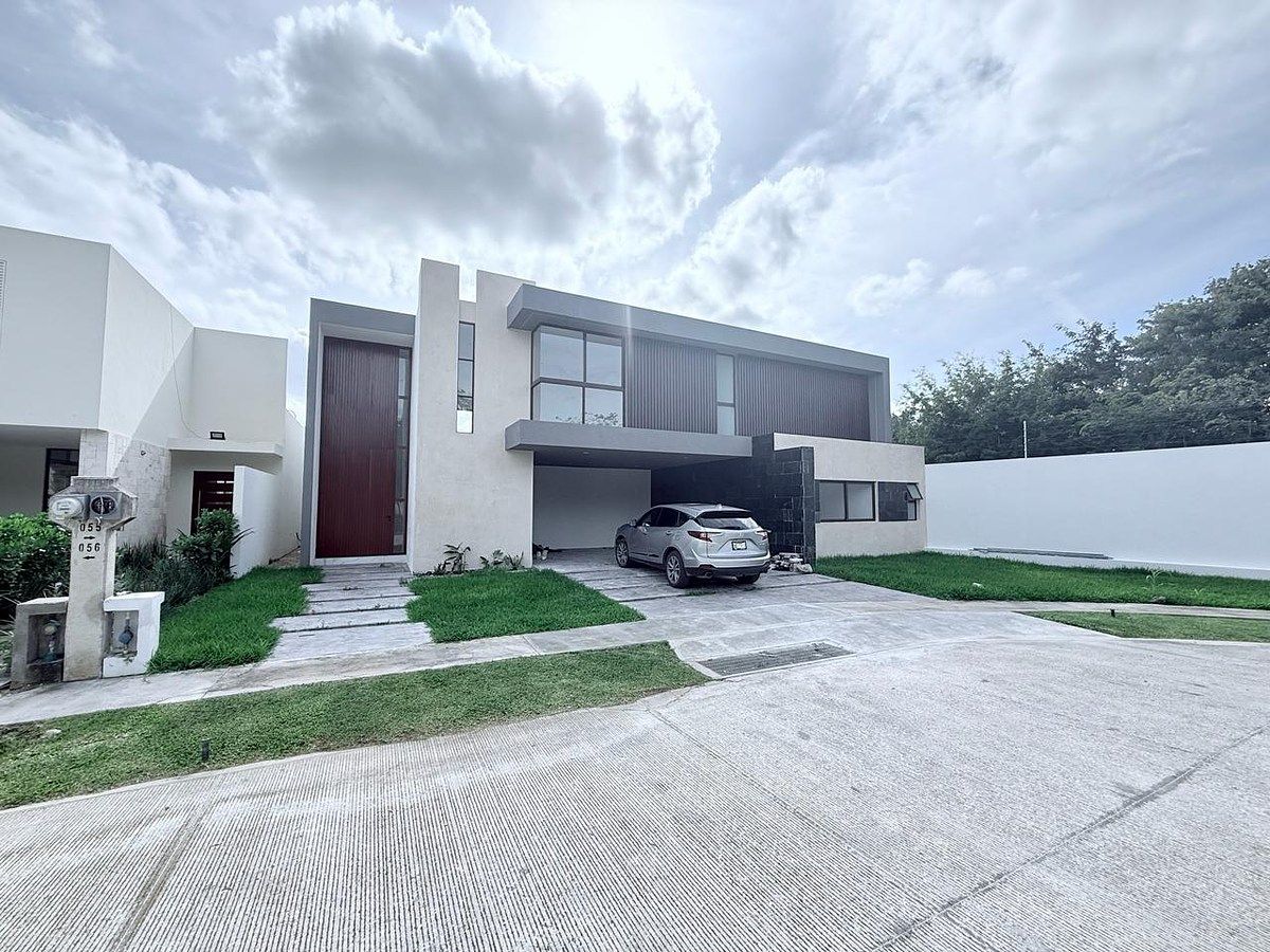CASA EN VENTA EN PRIVADA PARQUE NATURA