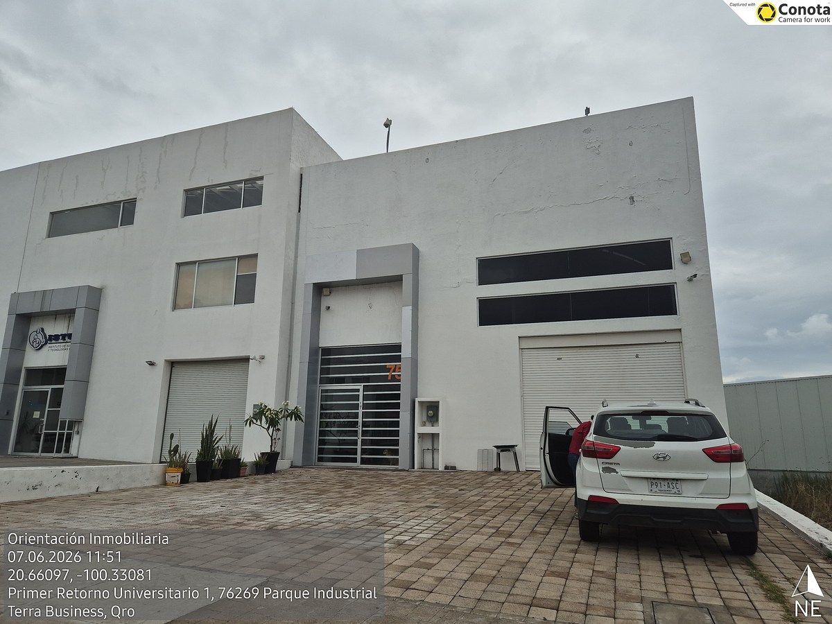 Comercial en alquiler en El Marqués, 1er Retorno Universitario, 578 m²