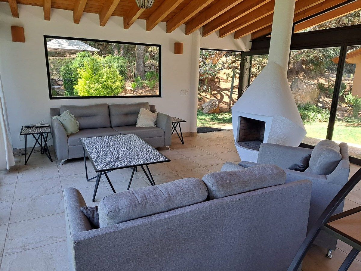 Condominio en alquiler en Valle de Bravo, Rincon de Estradas, 220 m²