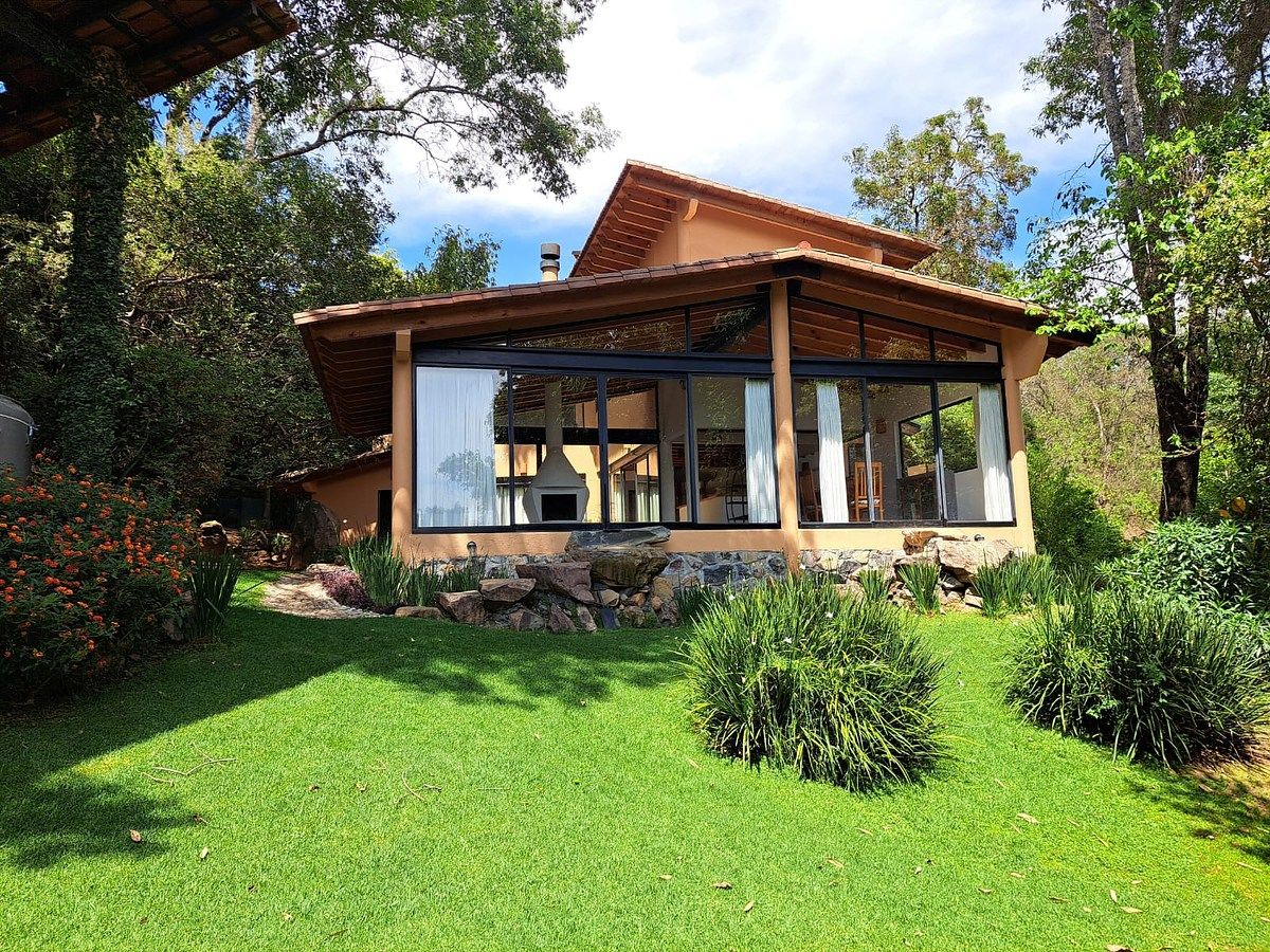 Condominio en alquiler en Valle de Bravo, Rincon de Estradas, 220 m²