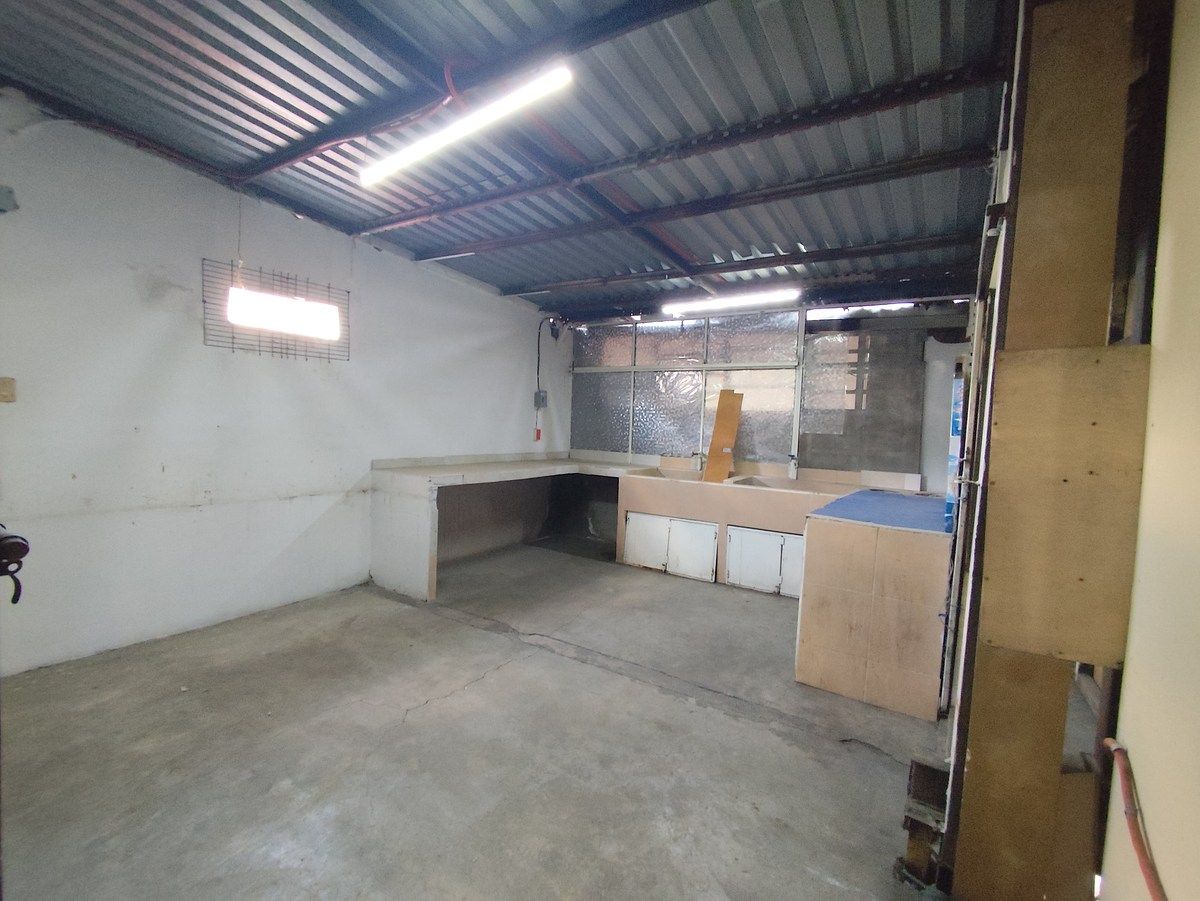 Comercial en alquiler en Gustavo A. Madero, Calle 307, 800 m²
