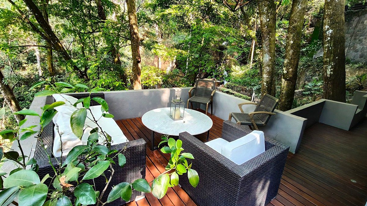 Condominio en alquiler en Valle de Bravo, Fontana Chica, 320 m²