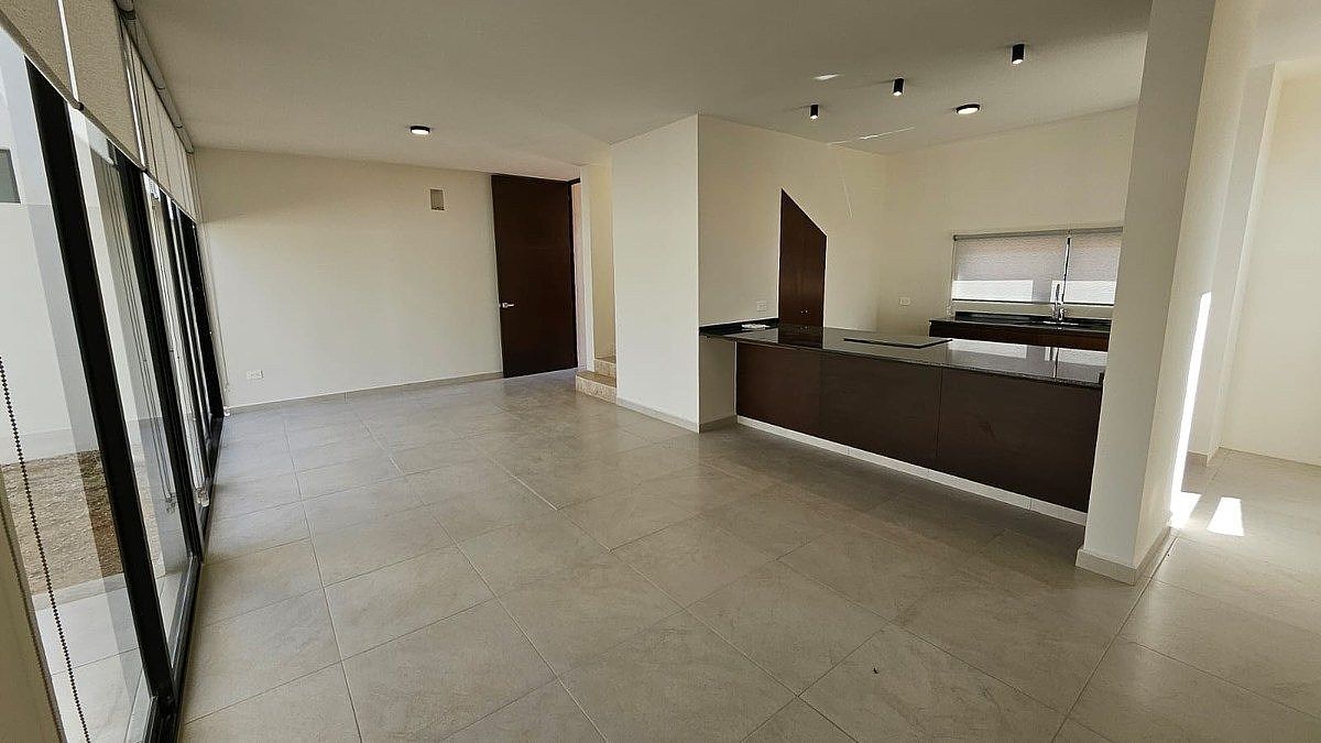 Condominio en alquiler en Conkal, EMANA, 155 m²